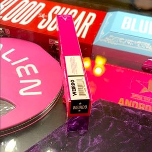 JSC Weirdo lip liner BNIB